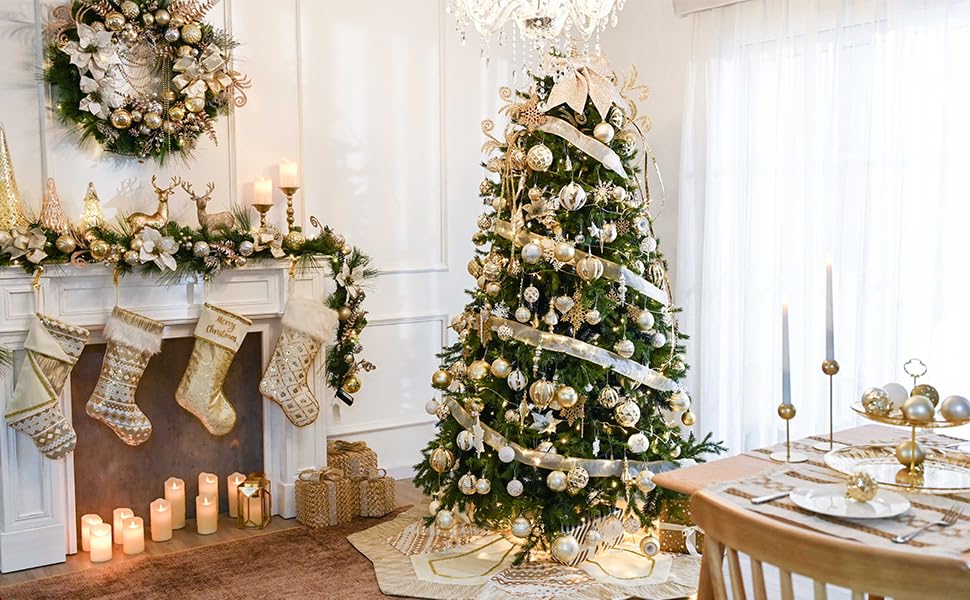 Valery Madelyn לבן זהב לבן חבילה לקישוט חג המולד 24CT קישוטים לכדור חג המולד + חצאית עץ חג המולד בגודל 48 אינץ ' + גרבי חג המולד בגודל 21 אינץ'